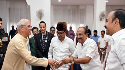 Keralam Governor Rajendra Vishwanath Arlekar, CM VD Satheesan, and State Minister PK Kunhalikutty during swearing-in ceremony. (Photo/ANI)