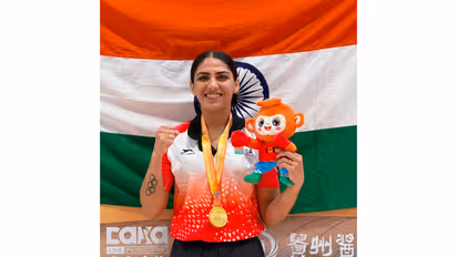 Jyoti poses with her gold medal at World Boxing Cup satge 2 China, 2026. (Photo/BFI)
