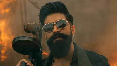 Toxic poster (Photo/Instagram@kvn.productions)