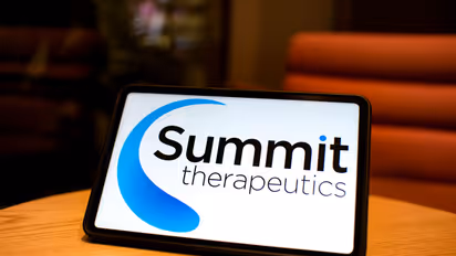 https://stocktwits.com/news-articles/markets/equity/smmt-stock-summit-astrazeneca-daiichi-sankyo-ivonescimab-datroway/cZDjOhGRBKI
