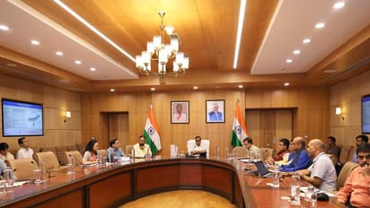 Assam Chief Minister Himanta Biswa Sarma reviewed the prevailing flood situation (Photo/@himantabiswa)