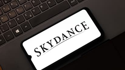 https://stocktwits.com/news-articles/markets/equity/skydance-on-track-to-be-the-week-s-worst-performing-s-and-p-500-stock-bernstein-soc-gen-halves-price-target-on-cash-flow-uncertainty/cZxKgBTRBtb