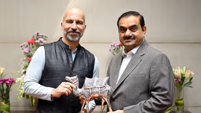 Uber CEO, Dara Khosrowshahi (Left) with Adani Group Chairman, Gautam Adani (Right) (Photo-X/ @dkhos)