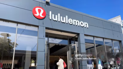 https://stocktwits.com/news-articles/markets/equity/lululemon-stock-has-tumbled-over-50-this-year-founder-says-its-like-a-plane-crash/ch6EgeOR3Lu