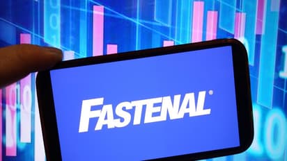 Fastenal Reports Marginal Rise In January Sales: Retail’s Not Impressed
