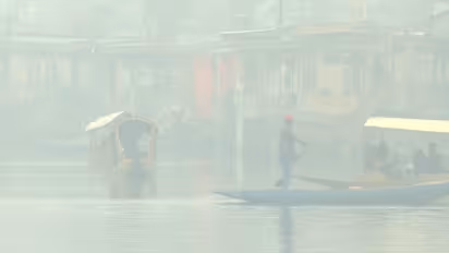 Cold wave continues in the Kashmir Valley (Photo/ANI)