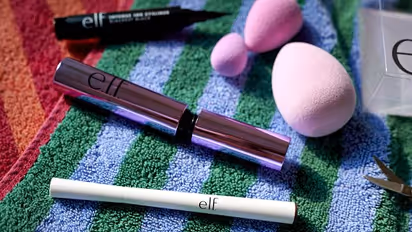 https://stocktwits.com/news-articles/markets/equity/elf-stock-gets-115-target-from-b-riley-as-rhode-builds-momentum-ahead-of-europe-launch/cZtYlB5RBPJ