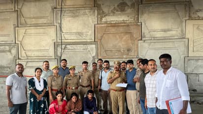 Cyberabad police arrest accused for stealing gold and silver ornaments (Photo/ANI)