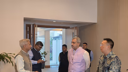 EAM S Jaishankar arrives in Singpore for the 4th India-Singapore Ministerial Roundtable (Photo/X/@SGinIndia(