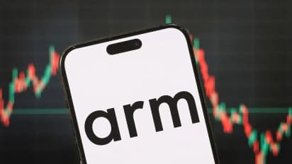 https://stocktwits.com/news-articles/markets/equity/arm-qcom-klac-stocks-semiconductor-ubs-price-target-cuts/cZZi4EIR7up