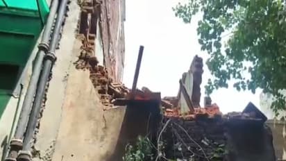 Wall of old building collapses in Karol Bagh (Photo/ANI)