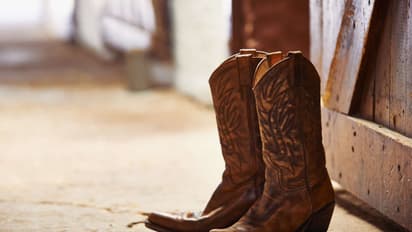 Boot Barn Stock Up On Analyst Revision: But Retail Stays Cautious