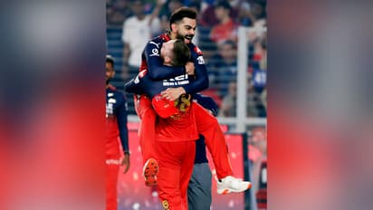 Phil Salt celebrating RCB title win with Virat. (Photo: ANI)