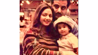 Boney Kapoor, Sridevi with little Janhiv (Photo/instagram/@boney.kapoor)