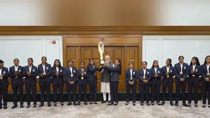 PM Narendra Modi with the blind women's players (Photo: ANI)