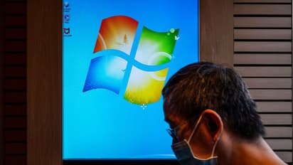 https://stocktwits.com/news-articles/markets/equity/microsoft-faces-fresh-china-headwind-as-beijing-reportedly-accelerates-windows-exit-from-govt-systems/cZYc2hORJSF