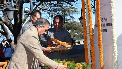 Himachal Pradesh Chief Minister Sukhvinder Singh Sukhu pays tribute to Mahatma Gandhi (Photo/ANI)