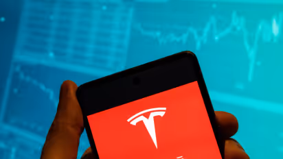 https://stocktwits.com/news-articles/markets/equity/tsla-ross-gerber-worthless-spacex-merger-retail-bets-rise/cZKWXZiR7EJ