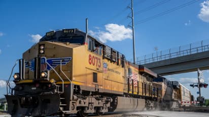 https://stocktwits.com/news-articles/markets/equity/csx-norfolk-southern-gain-premarket-after-report-says-union-pacific-exploring-a-buyout-of-a-rival/ch8KgXaR5YF
