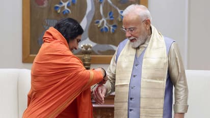 Sadhvi Ritambhara ties a Raksha Sutra to PM Modi on the occasion of Raksha Bandhan (Photo/X/@DidiRitambhara)