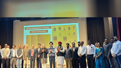 Union Minister Ashwini Vaishnaw (Photo/PIB)