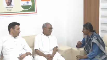 Congress leader Digvijay Singh meet Rajya Sabha candidate Meenakshi Natarajan (Photo/ANI)
