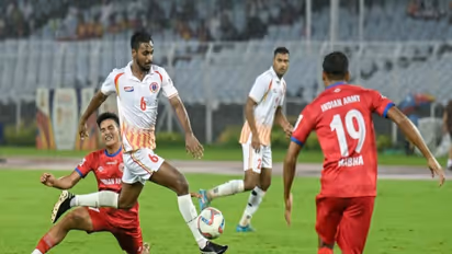 East Bengal and Indian Army FT in action. (Photo: AIFF/Durand Cup)