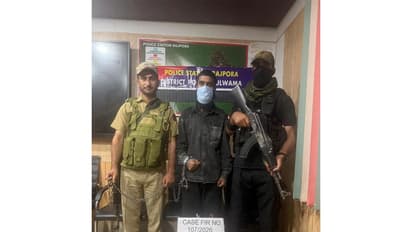 Pulwama Police recovers one hand grenade from suspect (Photo/Jammu Kashmir Police)