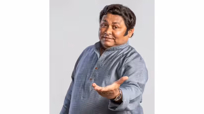 Kharaj Mukherjee (Photo/instagram/@graminstra1963)
