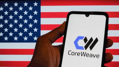 https://stocktwits.com/news-articles/markets/equity/jim-cramer-praises-coreweave-after-ai-demand-fuels-q2-revenue-beat-guidance-hike/chrzwc8RdJH