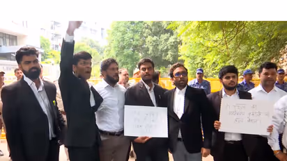 Lawyers protest to demand BCI Chairman Manan Kumar Mishra's resignation (Photo/ANI)