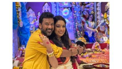 Rupali Ganguly, Vijay Ganguly (Photo/instagram/@rupaliganguly)
