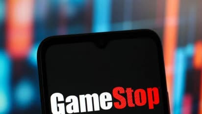 https://stocktwits.com/news-articles/markets/equity/analyst-questions-gamestop-strategy-after-bitcoin-investment/chla6RqRb6R
