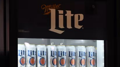 https://stocktwits.com/news-articles/markets/equity/bof-a-downgrades-miller-lite-brewer-molson-coors-amid-softness-in-us-beer-sales/chmZESFRReS