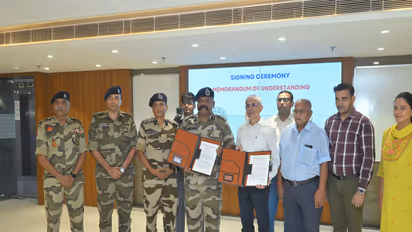 CISF, IIT Kanpur signed two MoUs (Photo/X/@CISFHQrs)