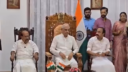 Keralam Chief Minister VD Satheesan and Governor Rajendra Vishwanath Arlekar for swearing-in of Legislative Assembly pro-term speaker G Sudhakaran (Photo/CMO)