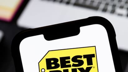 Best Buy Stock Plummets As Trump Tariff Worries Outweigh Q4 Earnings Beat, But Retail Traders Are Buying The Dip