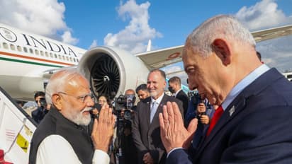 Prime Minister Narendra Modi exchanges greetings with Israeli Prime Minister Benjamin Netanyahu as he departs from Ben Gurion International Airport at the conclusion of his state visit to Israel. (Photo: X/@narendramodi)