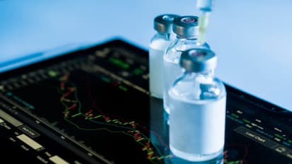 https://stocktwits.com/news-articles/markets/equity/salarius-pharma-stock-jumps-after-hours-nasdaq-compliance-clears-path-decoy-merger/ch6mJouR3lB
