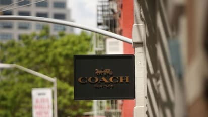 Tapestry Stock Soars On Q2 Earnings Beat, Raised Outlook: Retail Sentiment Brightens