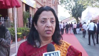 Shiv Sena (UBT) leader Manisha Kayande (Photo/ANI)