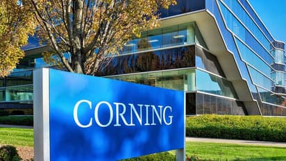 Corning Stock Declines As Q4 Revenue Misses Wall Street Estimates: Retail Stays Bullish On Improved Q1 Outlook