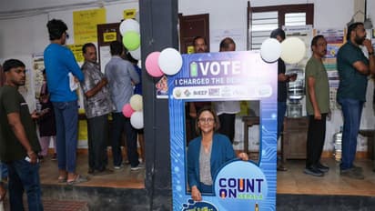 Seychelles High Commissioner to India, Lalatiana Accouche, visited a specialised ‘Gen Z’ polling booth in Thiruvananthapuram, Keraman (Photo/ECI)