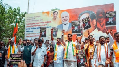 BJP holds protest in Tamil Nadu against TVK govt (Photo:X@asuvathaman)