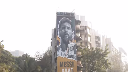 Lionel Messi's graffiti art on a building in Mumbai. (Photo: ANI)