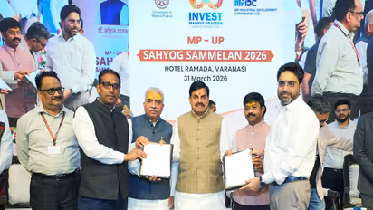 MoUs being exchanged in the presence of CM Mohan Yadav (Photo/DPR)