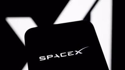 https://stocktwits.com/news-articles/markets/equity/spacexai-drops-new-logo-xai-fully-merges-into-spacex/cZm1YgPR7lz
