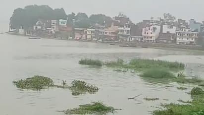 Rising Ganga and Yamuna water levels shift Sangam location, water reaches low-lying areas near Nagvasuki Temple (Photo/ ANI)