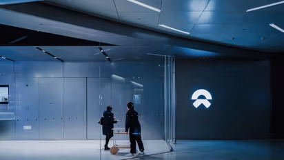 https://stocktwits.com/news-articles/markets/equity/nio-shanghai-sales-premium-suv-demand-strong/cZZS2E0R7Hp