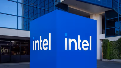 Intel Stock Bucks Trump Tariff Selloff On Report Of TSMC Joint Venture: Retail Turns More Bullish